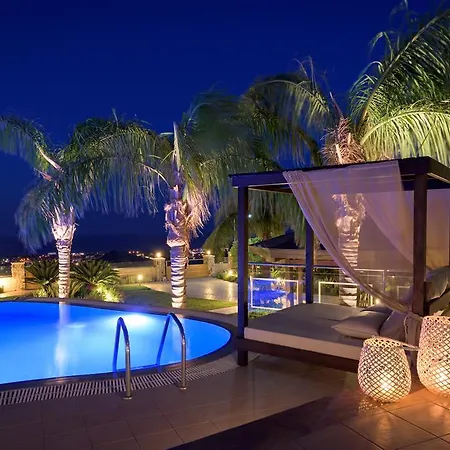 Quinn Hill Luxury *
